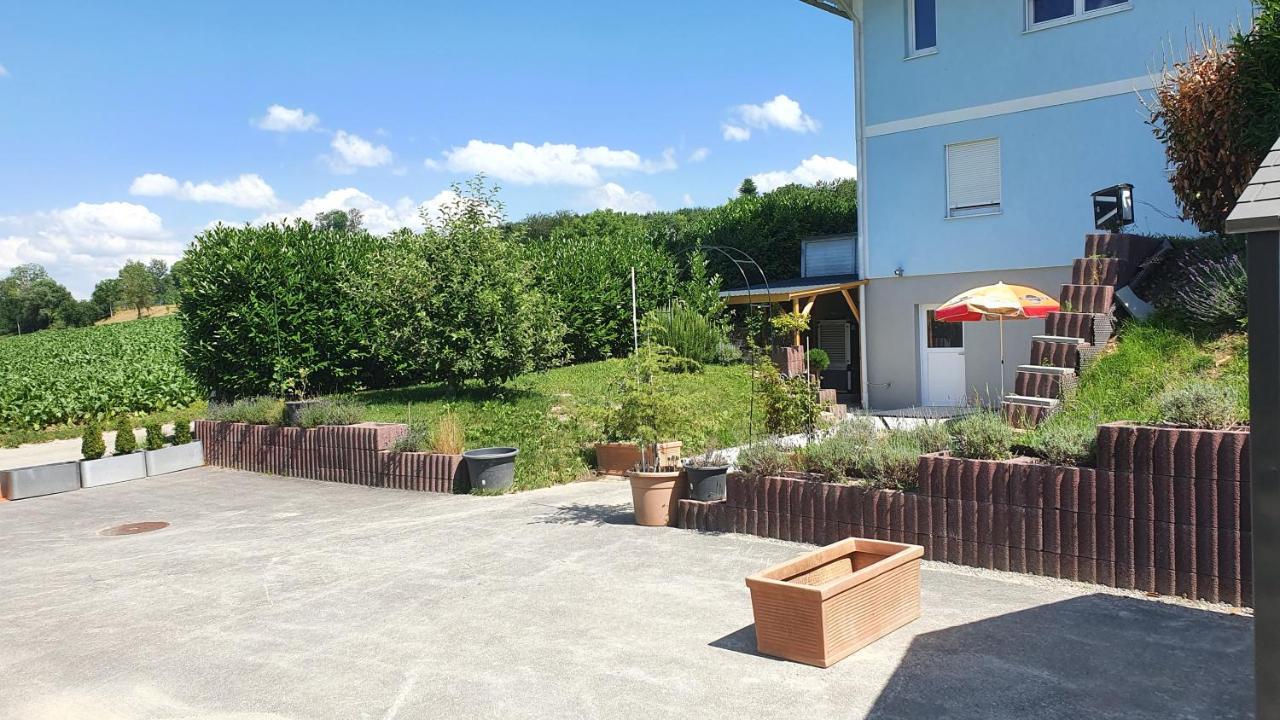 Maison D'Hotes Bleu Cudrefin ภายนอก รูปภาพ